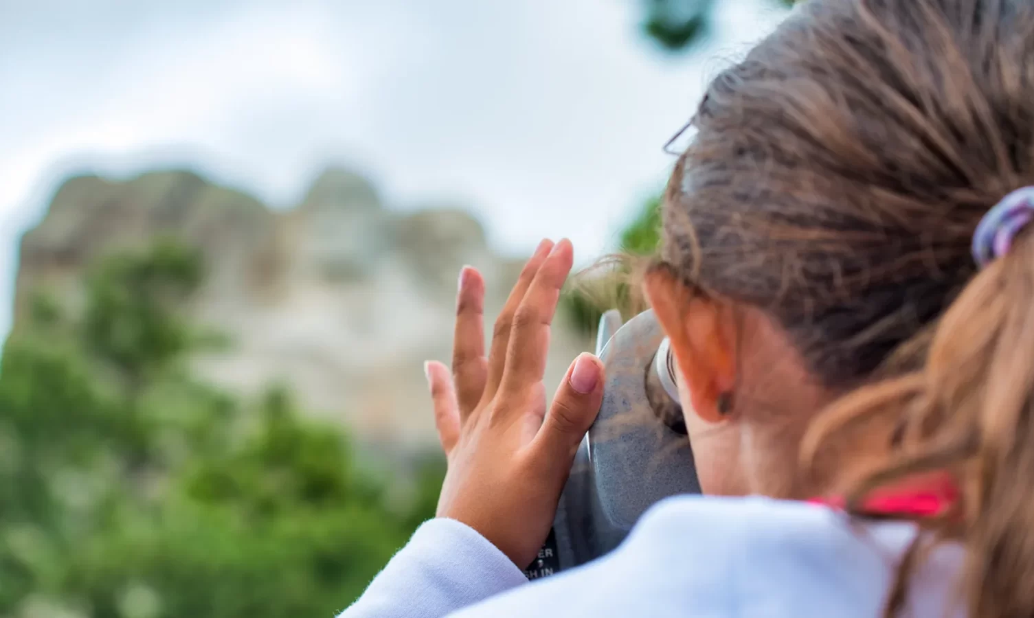 kid on overlook